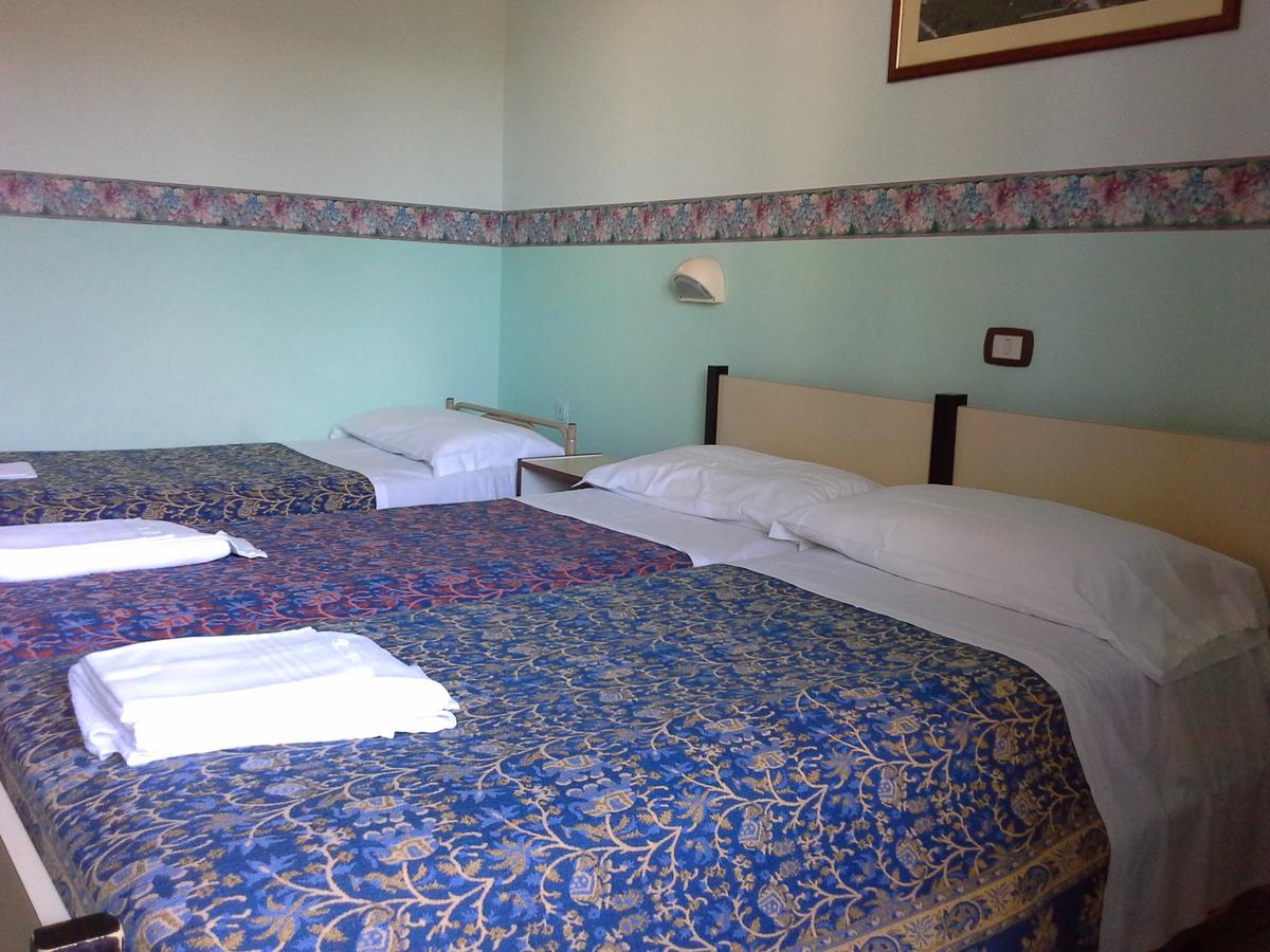 Hotel Bristol Pineto Ngoại thất bức ảnh